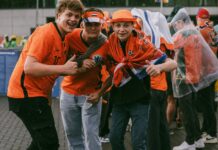 De vijf populairste tradities van de Nederlandse voetbalcultuur populairste tradities van de Nederlandse voetbalcultuur