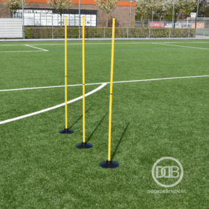 slalom stokken, voetbal trainingen